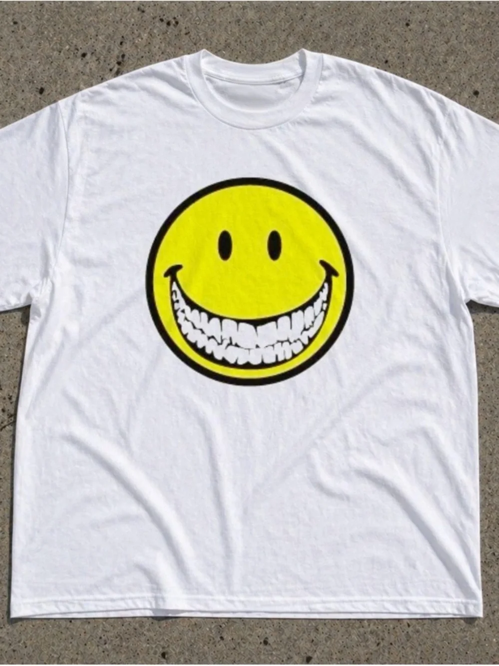 Big White Teeth Yellow Smiling Face American Retro White T-shirt